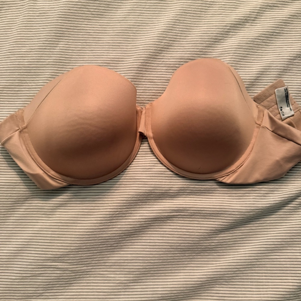 Maidenform Light Tan strapless Bra